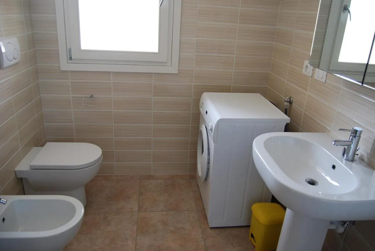 Apartment With Swimming Pool And Garden - Beahost Bibione